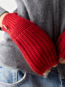 Rib-Knit Cashmere Gloves Chili Pepper - Gobi Cashmere #color_warm-red
