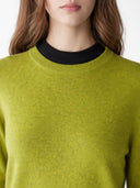 Essential Cashmere Crewneck Sweater Spinach Green - Gobi Cashmere #color_lime-green #ai-image